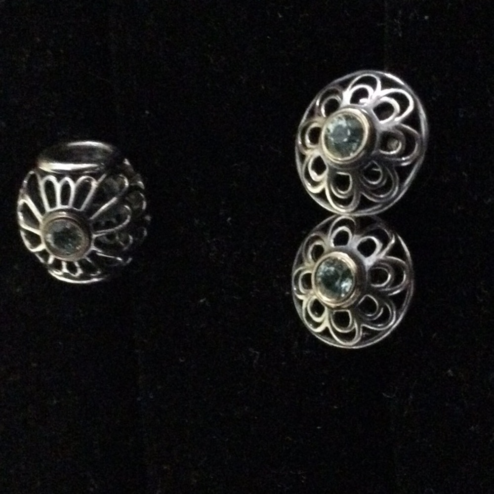 Authentic Pandora, “Vintage Allure Collection” discontinued